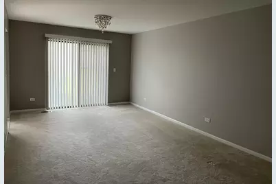 [Address not provided], Wheeling, IL 60090 - Photo 8