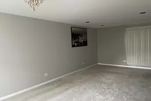 [Address not provided], Wheeling, IL 60090 - Photo 6