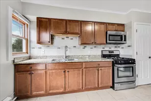 17 S 4th Ave, Saint Charles, IL 60174 - Photo 2