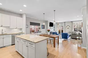 2650 N Mildred Ave, Chicago, IL 60614 - Photo 6