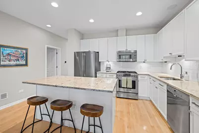 2650 N Mildred Avenue #1, Chicago, IL 60614 - Photo 8