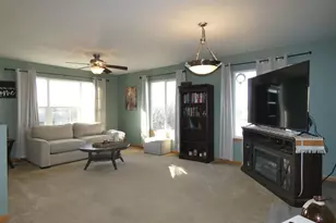 3527 Silver Leaf Dr, Joliet, IL 60431 - Photo 4