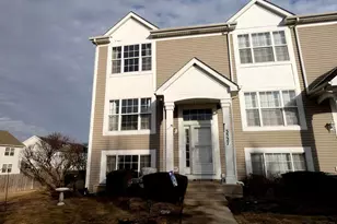 3527 Silver Leaf Dr, Joliet, IL 60431 - Photo 2
