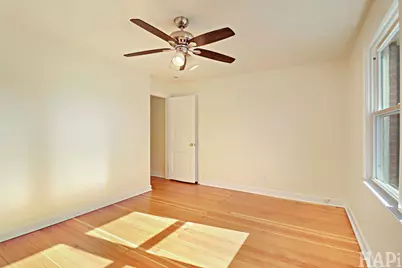 3912 West Avenue W, McHenry, IL 60050 - Photo 14