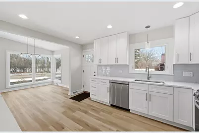 703 W Man A Wa Trail, Mount Prospect, IL 60056 - Photo 10