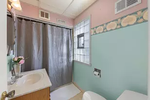 65 E Washington Blvd, Lombard, IL 60148 - Photo 12