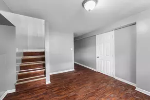 2302 N Hamlin Ave, Chicago, IL 60647 - Photo 8