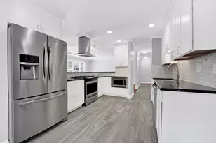 332 S River Rd, Naperville, IL 60540 - Photo 6