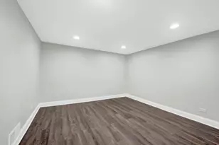 332 S River Rd, Naperville, IL 60540 - Photo 34