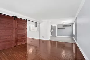 332 S River Rd, Naperville, IL 60540 - Photo 12