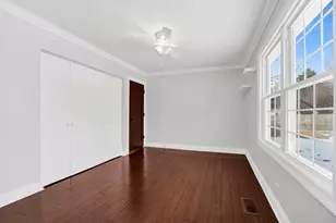 332 S River Rd, Naperville, IL 60540 - Photo 22