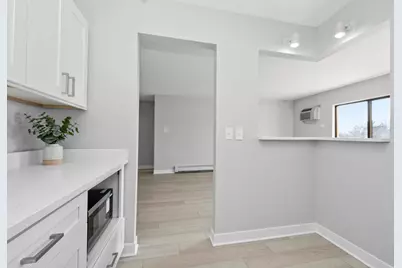 6670 S Brainard Avenue #411, Countryside, IL 60525 - Photo 14