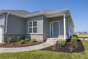 2206 Maggie Ln, Sycamore, IL 60178 - Photo 1