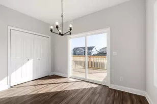 2206 Maggie Ln, Sycamore, IL 60178 - Photo 8