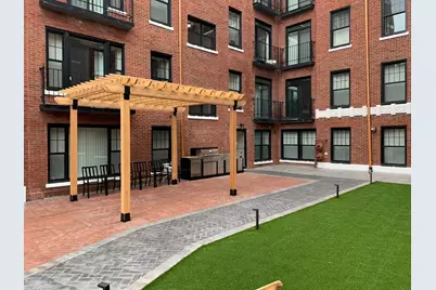 7645 N Sheridan Road #102, Chicago, IL 60626 - Photo 2