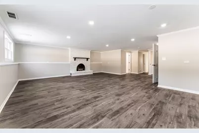 1680 Nautilus Lane, Hanover Park, IL 60133 - Photo 8