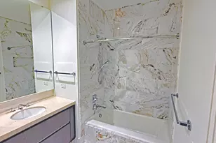 363 E Wacker Dr, Chicago, IL 60601 - Photo 8