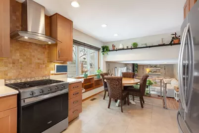 138 Oak Street, Lake Zurich, IL 60047 - Photo 8