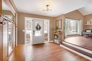 138 Oak St, Lake Zurich, IL 60047 - Photo 2