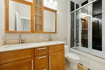 4235 N Kedzie Avenue #3B, Chicago, IL 60618 - Photo 10