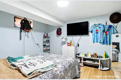 722 W Keith Avenue, Waukegan, IL 60085 - Photo 24