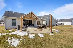 203 N Niles Ave, Tuscola, IL 61953 - Photo 8