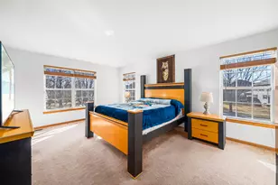 253 Somerset Dr, Sugar Grove, IL 60554 - Photo 14