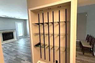 15 Indian Trail Dr, Westmont, IL 60559 - Photo 8