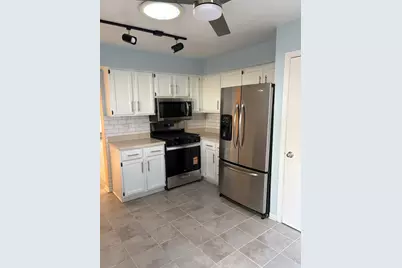 15 Indian Trail Drive #15, Westmont, IL 60559 - Photo 8