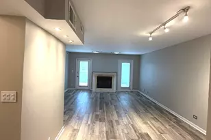 15 Indian Trail Dr, Westmont, IL 60559 - Photo 10