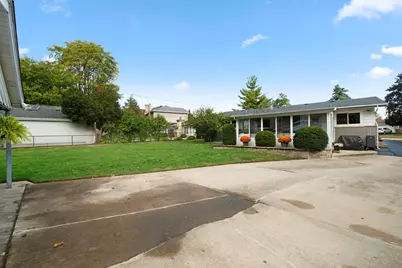 8103 W 98th Street, Palos Hills, IL 60465 - Photo 24