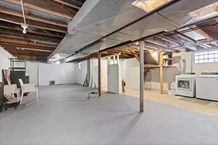 330 E St Charles Rd, Elmhurst, IL 60126 - Photo 30