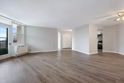 1 Renaissance Place #409, Palatine, IL 60067 - Photo 4