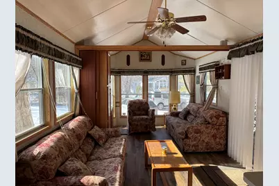 21-79 Woodhaven Lake, Sublette, IL 61367 - Photo 2