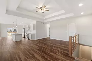 2248 Maggie Ln, Sycamore, IL 60178 - Photo 2