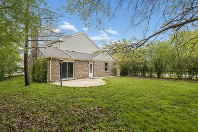 904 Iroquois Avenue, Naperville, IL 60563 - Photo 18