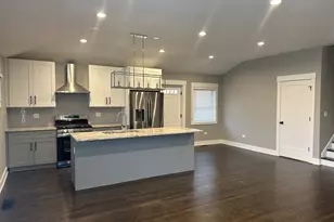 3830 W Touhy Ave, Lincolnwood, IL 60712 - Photo 2