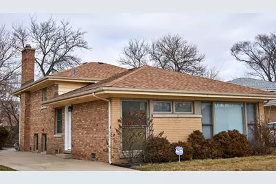 3830 W Touhy Avenue, Lincolnwood, IL 60712 - Photo 1