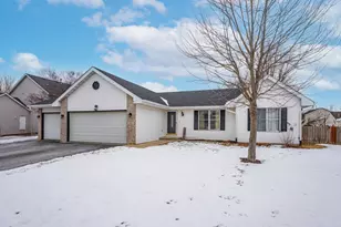 803 Nancys Ln, Belvidere, IL 61008 - Photo 1