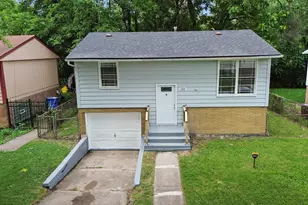 13228 S Rhodes Ave, Chicago, IL 60827 - Photo 20