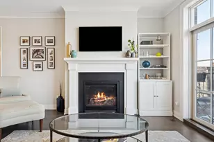 2341 W Roscoe St, Chicago, IL 60618 - Photo 6