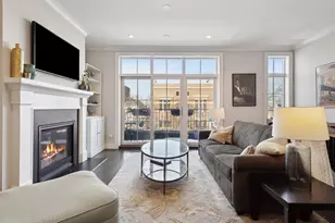 2341 W Roscoe St, Chicago, IL 60618 - Photo 4