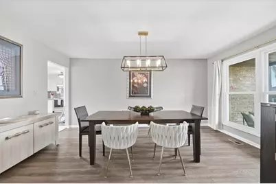 805 Sutton Drive, Northbrook, IL 60062 - Photo 6