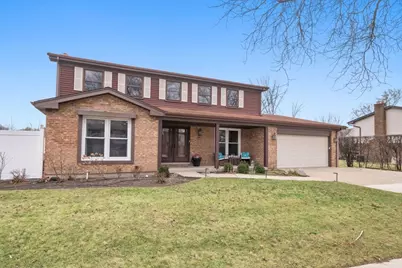805 Sutton Drive, Northbrook, IL 60062 - Photo 2