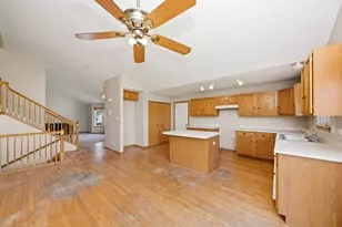 25531 S Mallard Dr, Channahon, IL 60410 - Photo 6