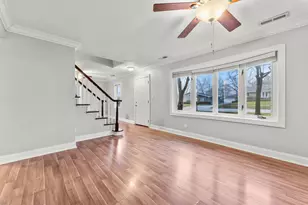 305 N Grace St, Lombard, IL 60148 - Photo 8