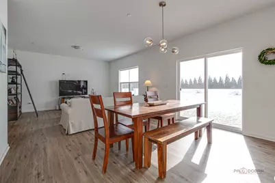 2490 Olivia Court, Wauconda, IL 60084 - Photo 8