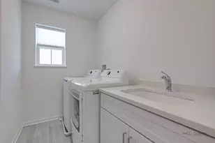 2490 Olivia Ct, Wauconda, IL 60084 - Photo 18