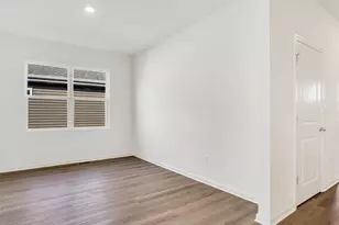 6286 Redwood Trl, Wonder Lake, IL 60097 - Photo 8