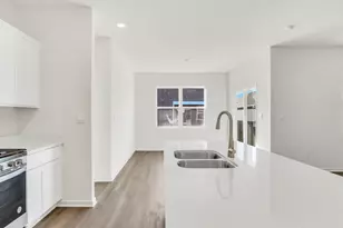 6286 Redwood Trl, Wonder Lake, IL 60097 - Photo 12